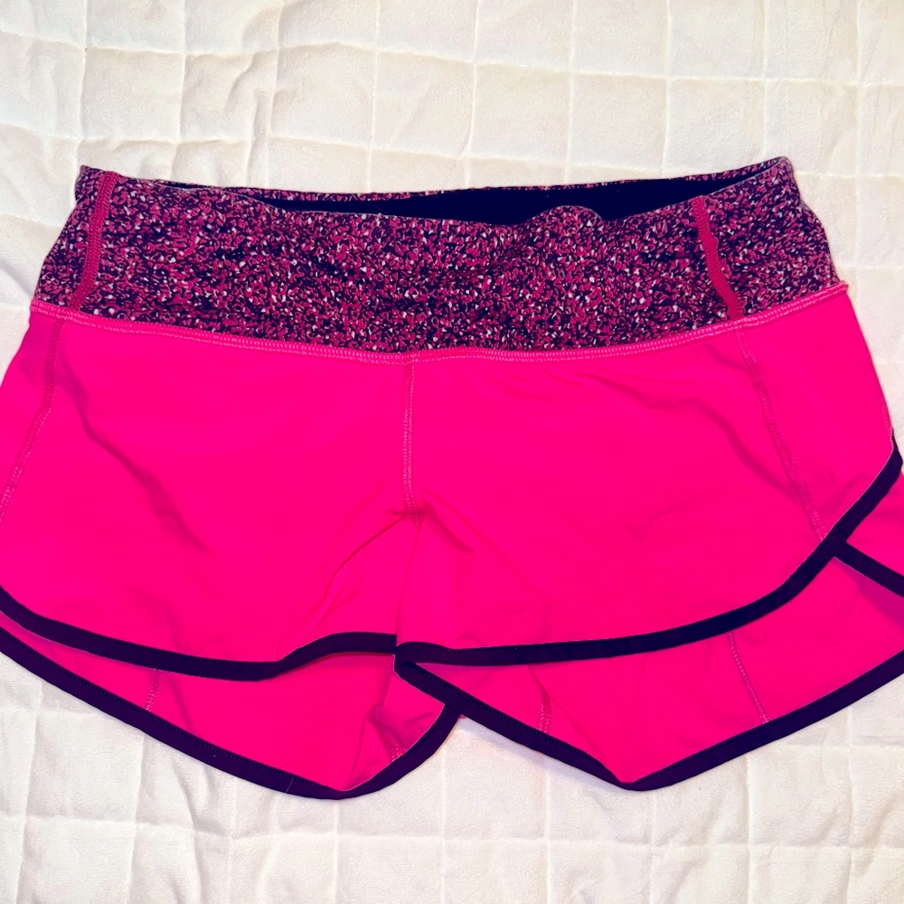 Lululemon Speed Short: Raspberry Glo size 4